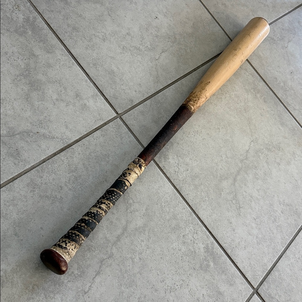 Marucci JB19 Pro Model baseball bat.